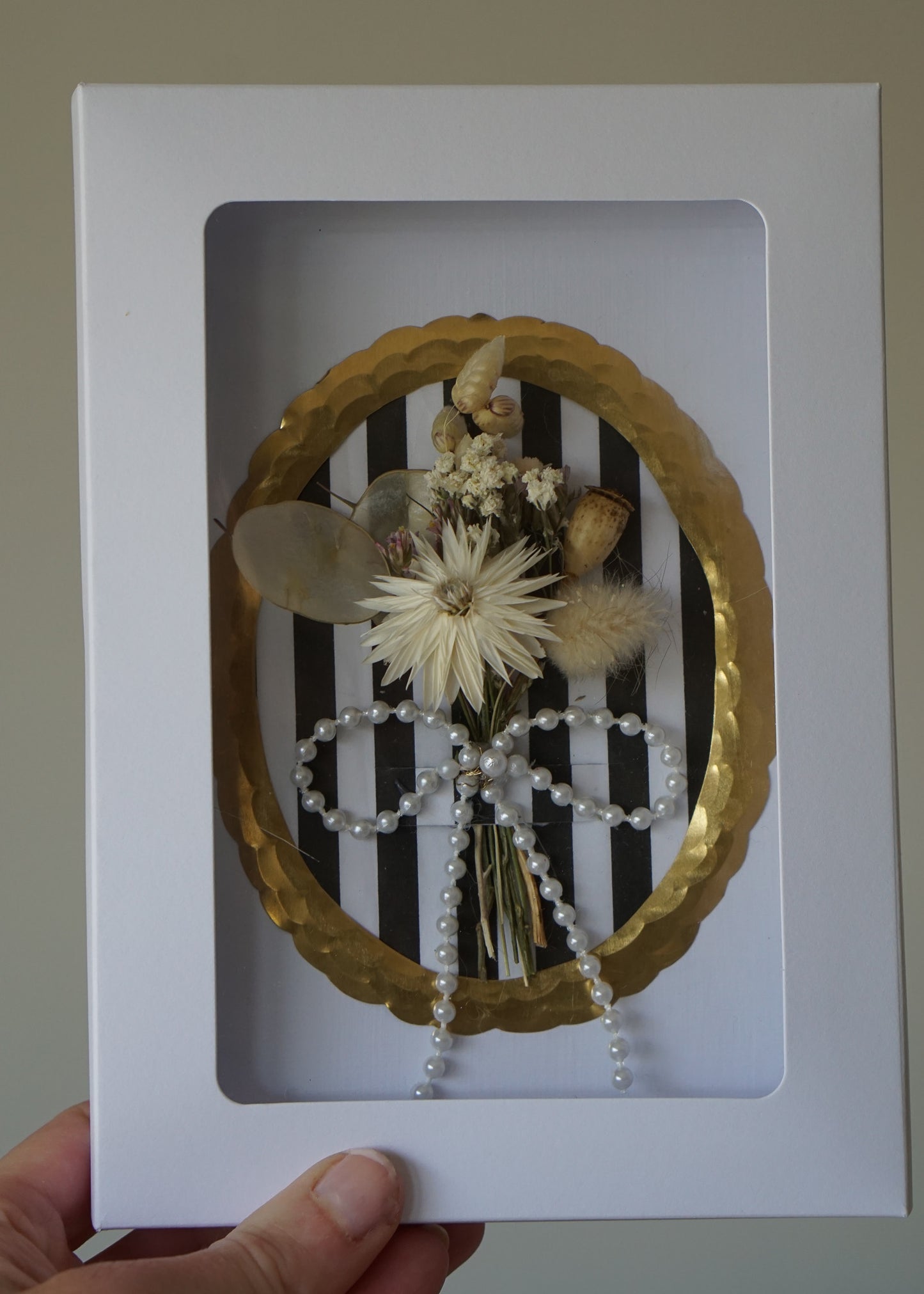 Luxury Handmade Dried Flower Bouquet Greeting Card - Golden Frame