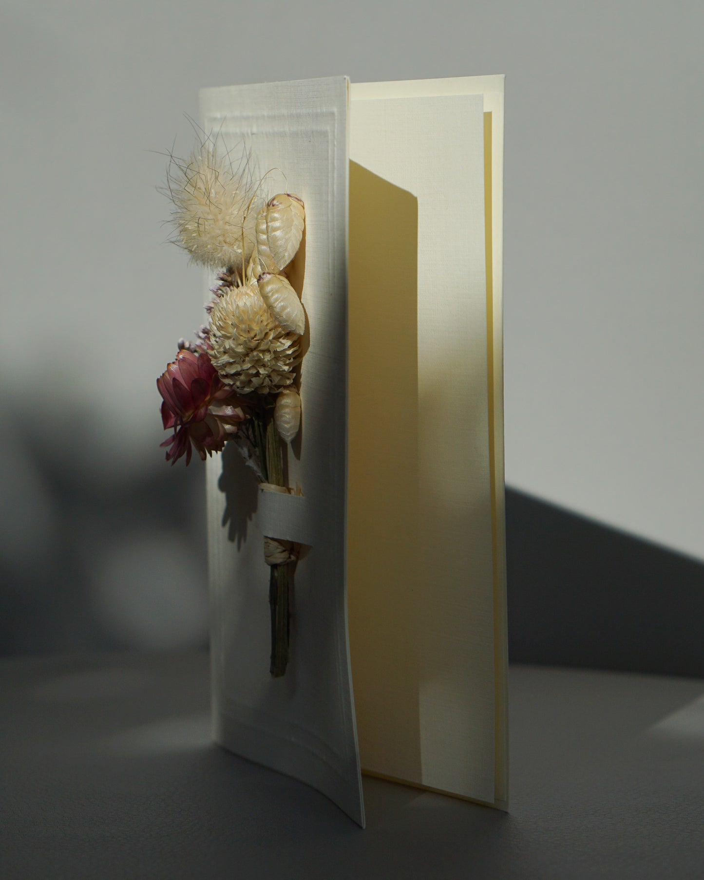 Dried Flower Bouquet Greeting Card - Ivory