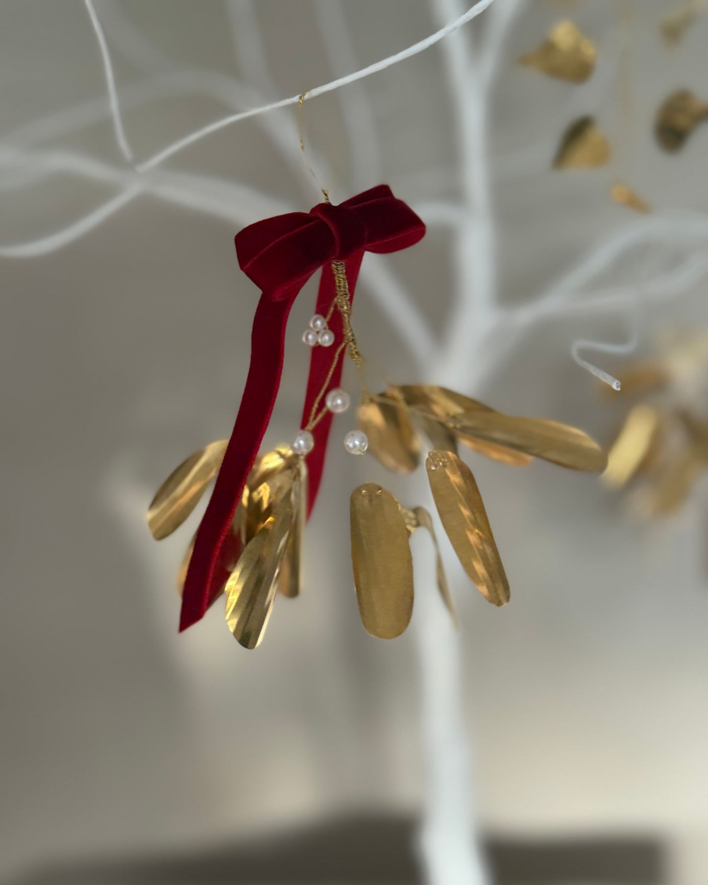 Brass Mistletoe