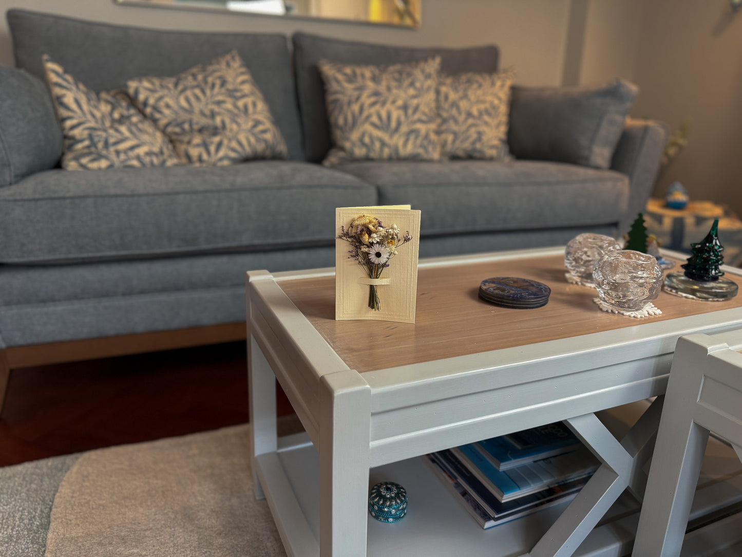 A6 Dried Flower Bouquet Greeting Card - Ivory - Boxed - White & Lilac