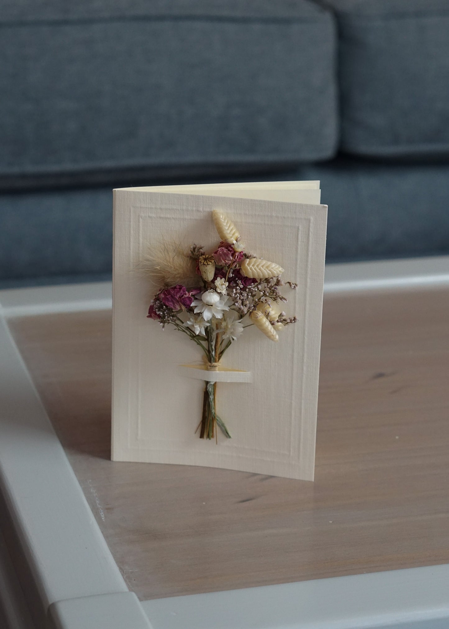 A6 Dried Flower Bouquet Greeting Card - Ivory - Boxed - White & lilac