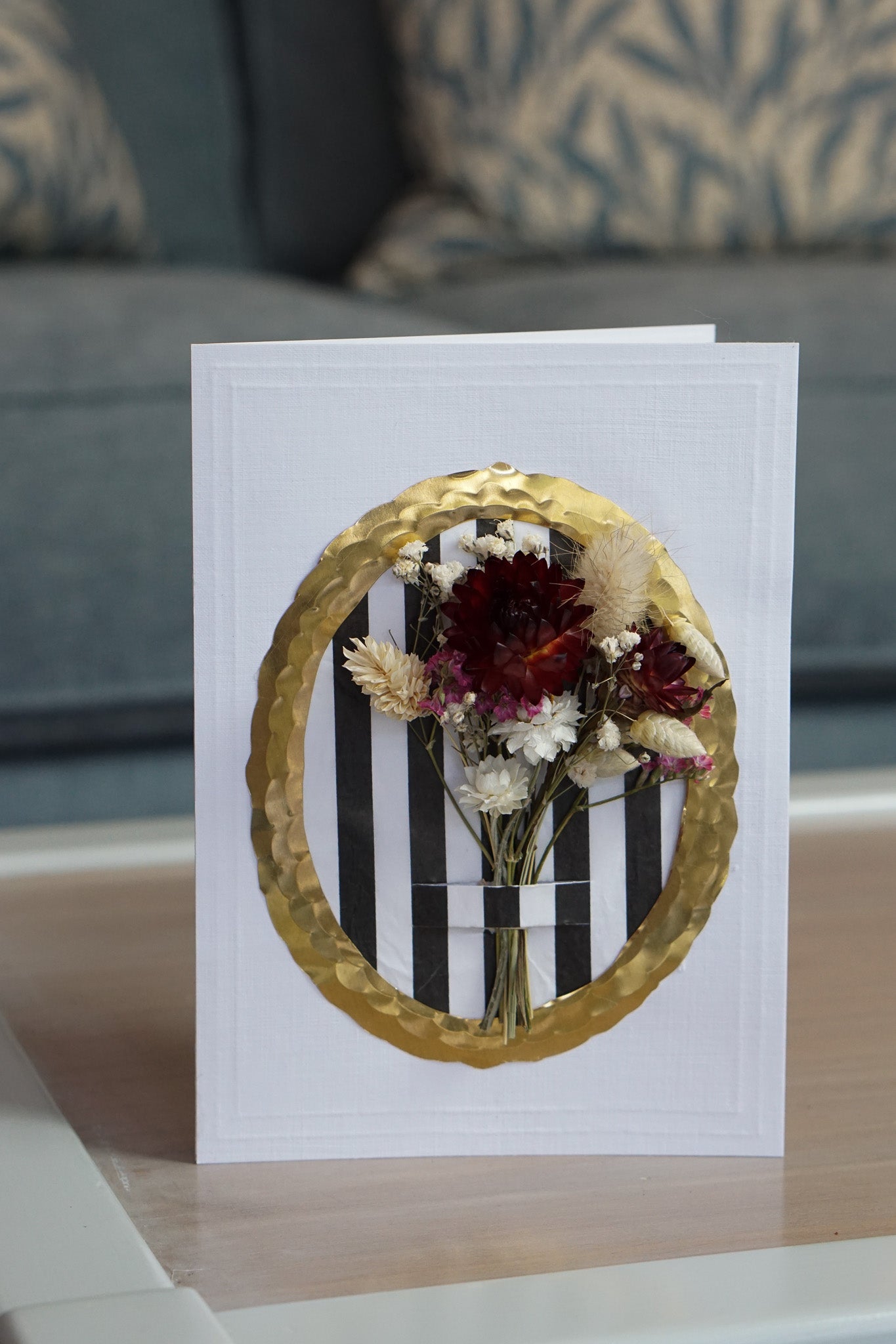 Luxury Handmade Flower Bouquet Greeting Card - Gold Frame - Medium (5x7) - black & white