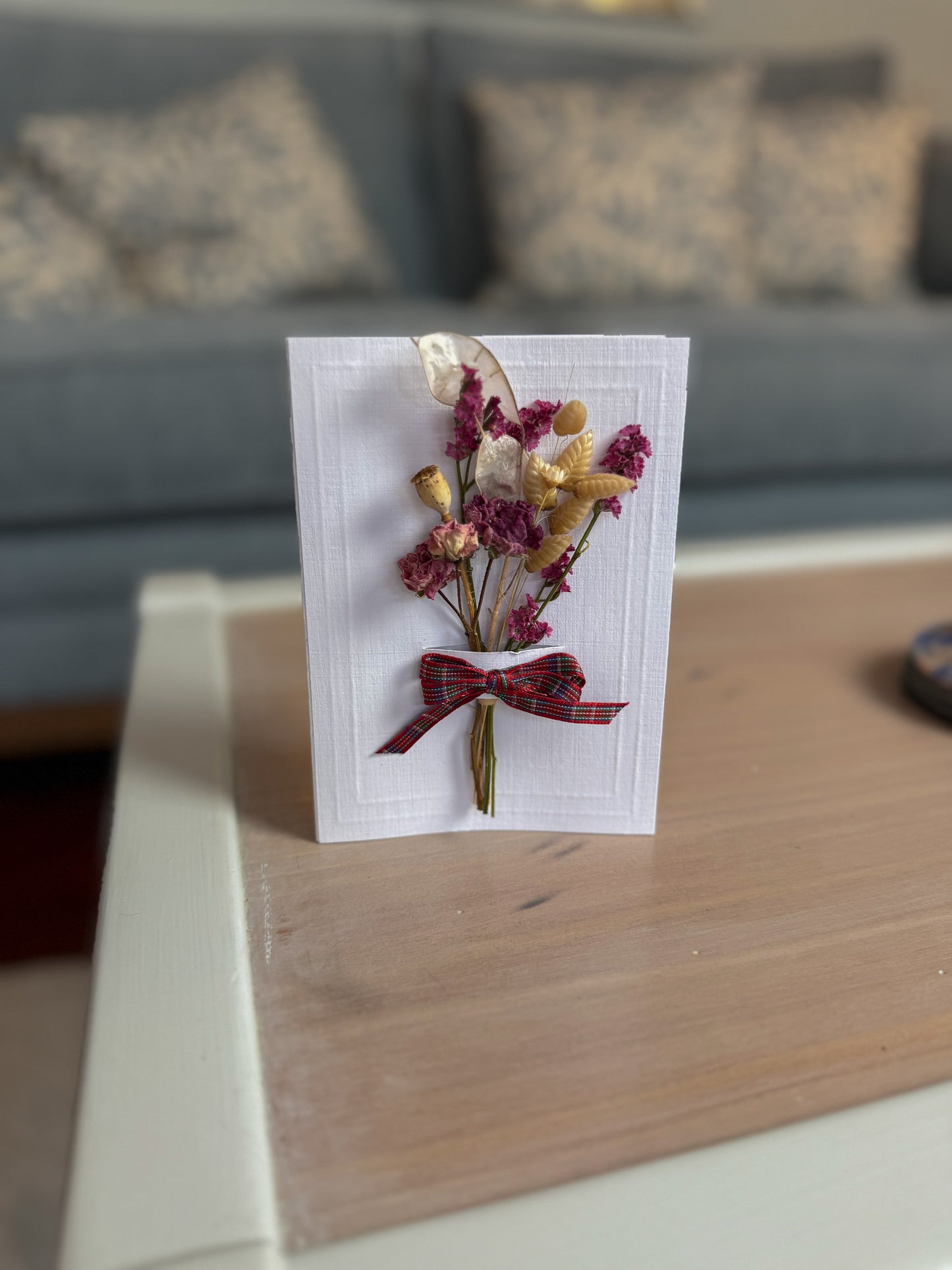 A6 Dried Flower Bouquet Greeting Card - White- Boxed - Honesty